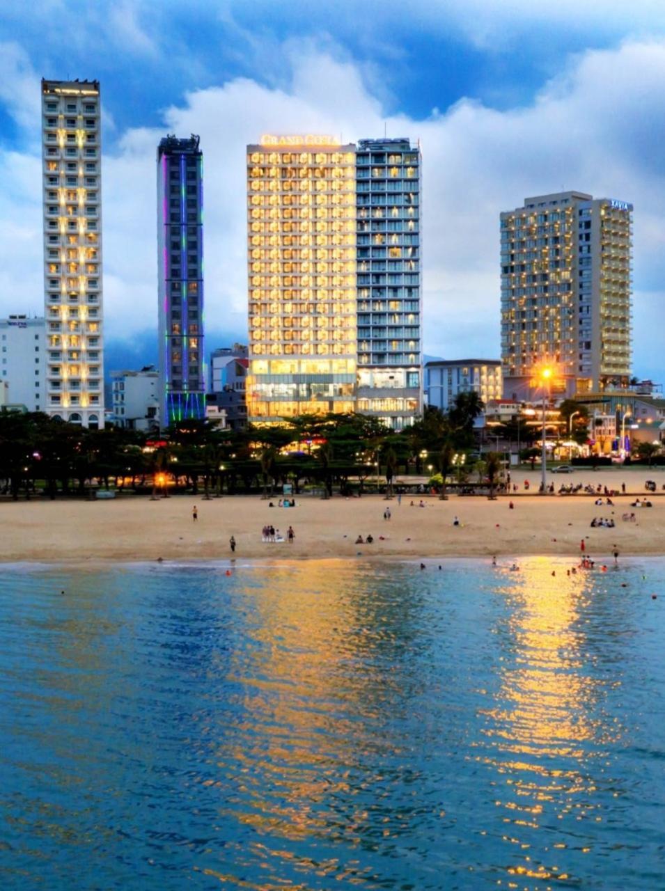 Grand Gosia Hotel Nha Trang Exterior photo